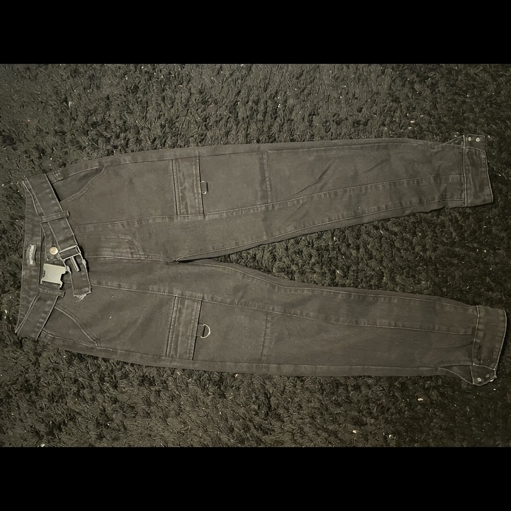 PRETTYLITTLETHING Pants